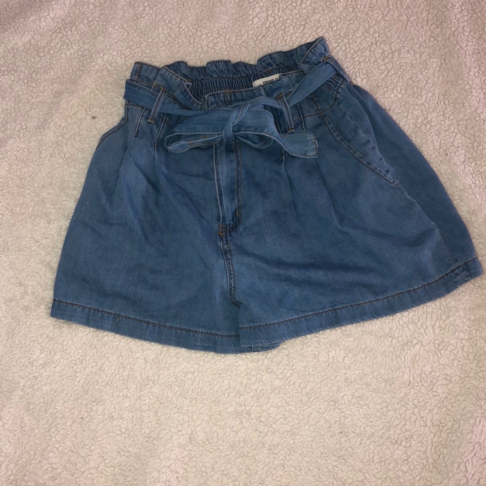 Paper bag shorts